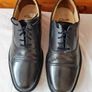 clarks wide fit brougues Size 7 eu 41 black with green in excellent condition Image 3