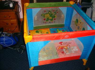 baby travel cot