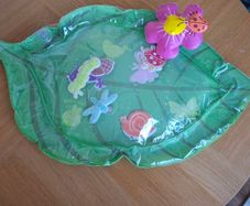 Tummy time lily pad