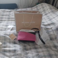 Micharl Kors handbag