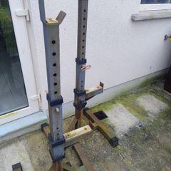squat rack
