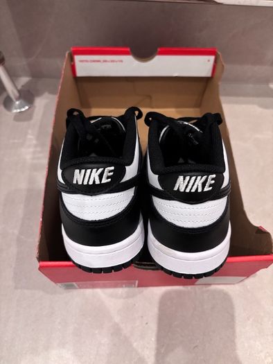 Black/White Nike Dunks UK 5