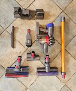 Dyson V8 absolute