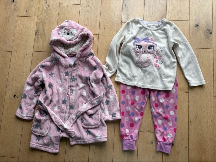 Mixed ages girls clothes 4-7 years