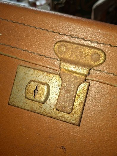 Vintage Hard Travel Suitcase, 1940s to 1950s, featuring a rigid textured brown exterior, metal corner guards, and a molded carry handle, Measurements are in the photo's, Postage Available or Collection