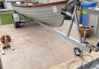 Boat trailer