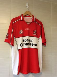 Derry Jersey. Official Oneills Derry GAA Mens Away Jersey. Season 2007-2009.Authentic Original From The Time. Not A Modern Day Remake.