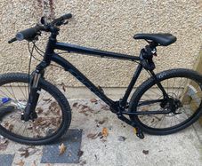 Carrera vengeance mountain bike(XL black)