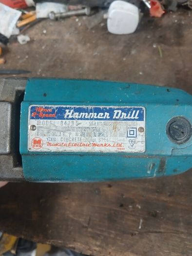 makita 230v drill