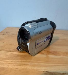 Sony Handycam DCR-DVD106E