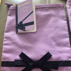 make up bag