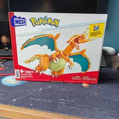 Pokemon Charizard Mega Building Set