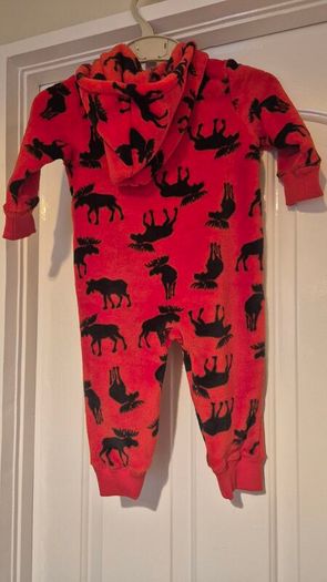 Brand new Little Blue House, by Hatley Kids, red onesie hooded fleece