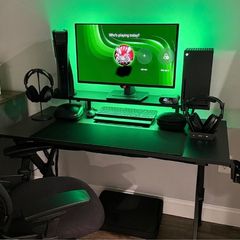 Secretlab Magnus metal desk gaming
