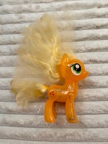My Little Pony Shining Friends Applejack approx. 14 cm. Used NOT Working Used Please see photos