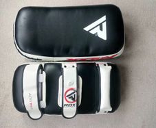 RDX T1 Curved Thai Kick Pads