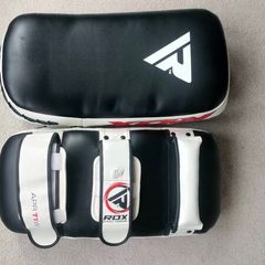 RDX T1 Curved Thai Kick Pads