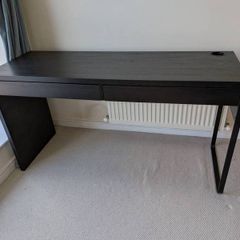 Desk with 2 drawers. Good condition.