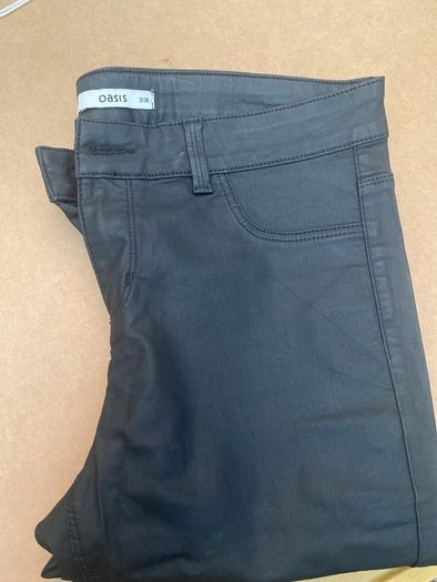 Oasis Faux Leather size 12