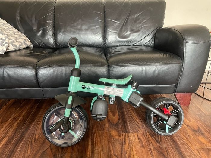 Push pedal two/three wheel bike with handle