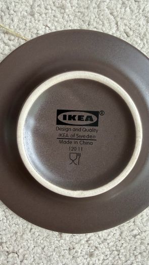2 IKEA x Cups and saucers