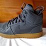 2019 nike court Borough winter Size 6 eu 39 grey In excellent condition Image 6