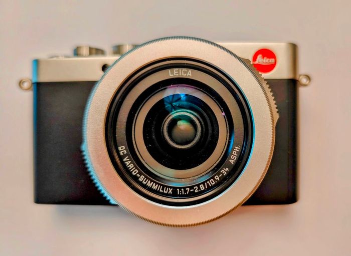 Leica D-Lux 7 digital camera