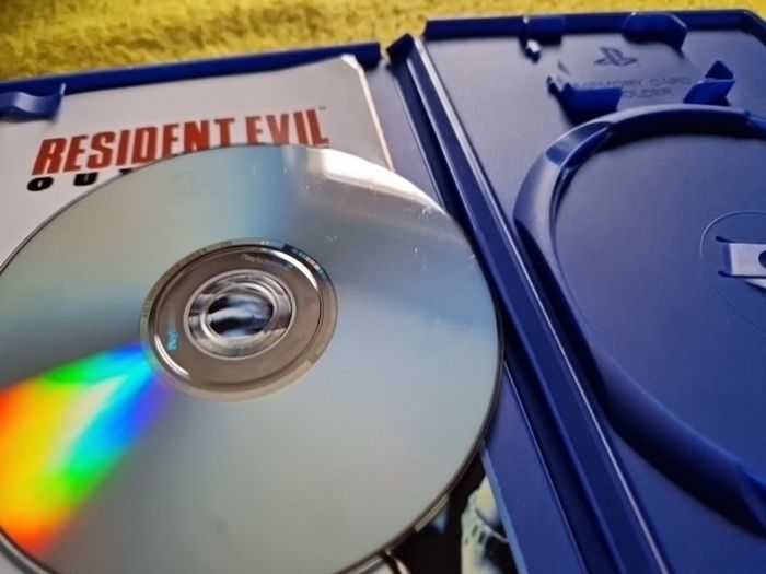 Resident Evil Outbreak   PlayStation2 ps2 games Original