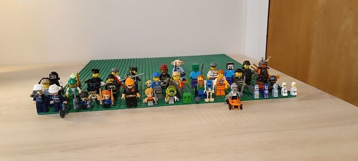 lego minifigures