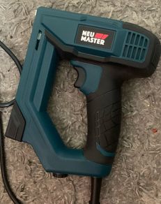 staple gun