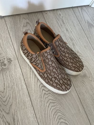 River Island size 6