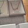 ladies silver chain and pendant Image 8