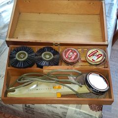 2 Vintage mid-20th-century Electric Shoe Polisher Kit Housed in a Wooden Storage Box. Postage Available or Collection PRICE IS FOR 1 ONLY