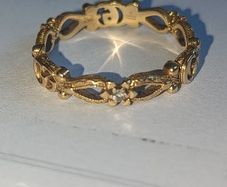 18k gold Gucci ring