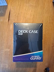 Ultimate Guard Deck Case 100+ (Black)