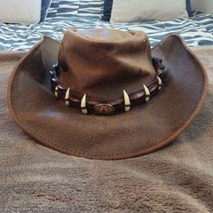 Crocodile Dundee hat real leather. Handmade. Excellent condition for original