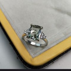 Green Amethyst ring - size 7