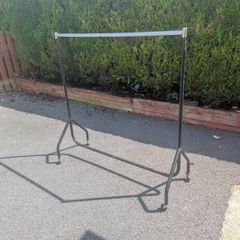 clothes rail