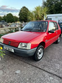 Peugeot 205