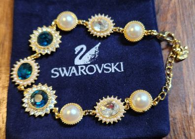 Swarovski blue and pearl bracelet