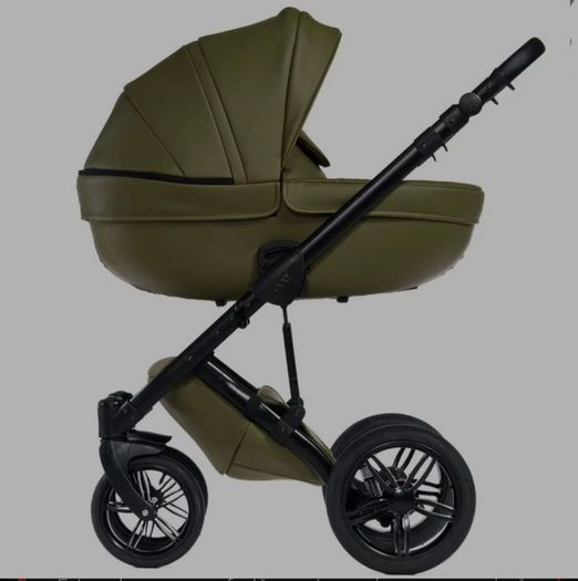 Buggy. ,Baby Pram + Car Seat & Base