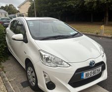 2016 Toyota Aqua Petrol Hybrid Auto LONG TAX & NCT