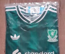 Liverpool Away Jersey (replica)