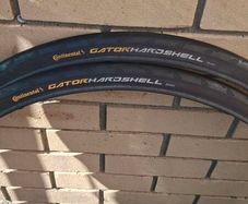 Continental Gator hardshell non folding 28cc