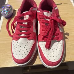 girls trainers