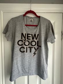 Tommy Hilfiger tshirt - sz l