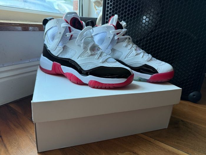 Air Jordan Jumpman Two Trey