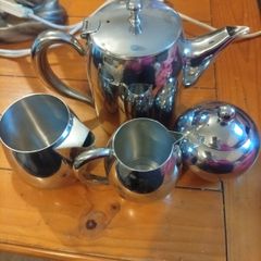 Tea set x 4