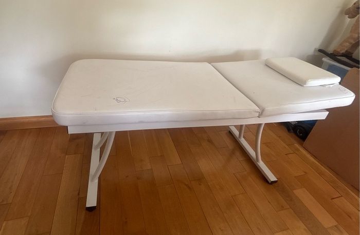 Beauty Therapy Bed