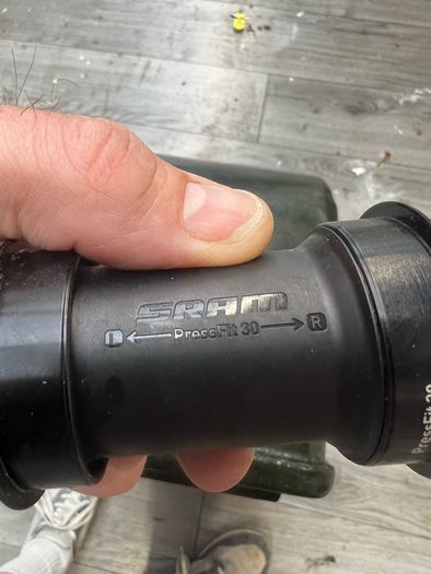 SramDUB bottom Bracket